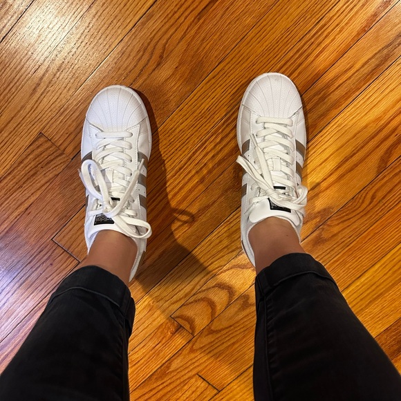 Adidas Superstar White Sneakers - Picture 5 of 6